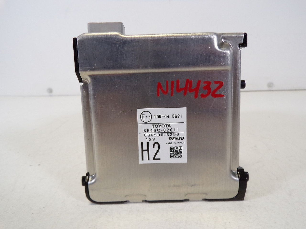 Mounted Corolla Camera Pre-Owned Departure Lane Warning Windshield LKQ 17-19 OEM (Good) Toyota