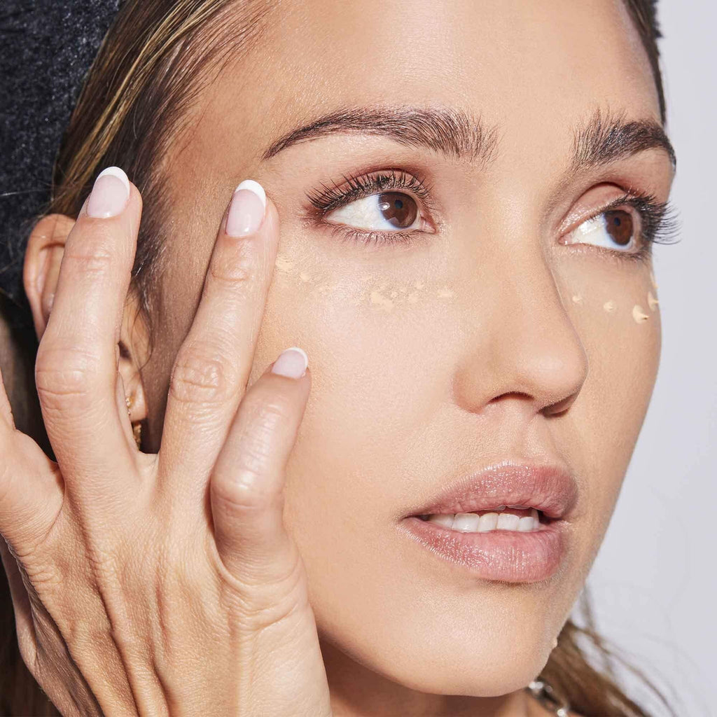 Bright Sandstone Honestly Eyes Cream Eye Tinted -