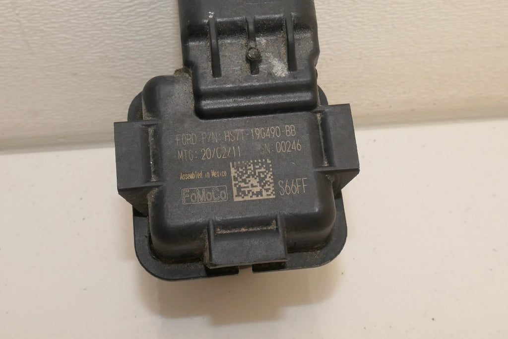 Up (Good) Pre-Owned Back 2018-2020 OEM View Fusion Rear Camera