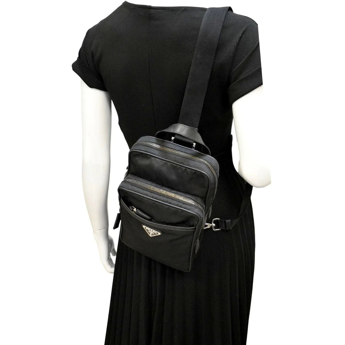 PRADA 2vz026 Pre-owned Nylon Black Bag Backpack
