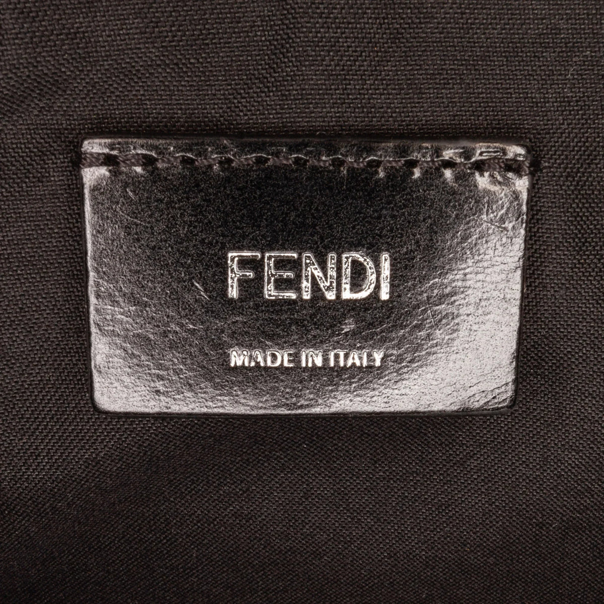 Black FF Belt Grace Pre-Owned Unisex Pocket Fabric Fendi Bag Authenticated Neoprene (Good) Vitello Knit Perforated