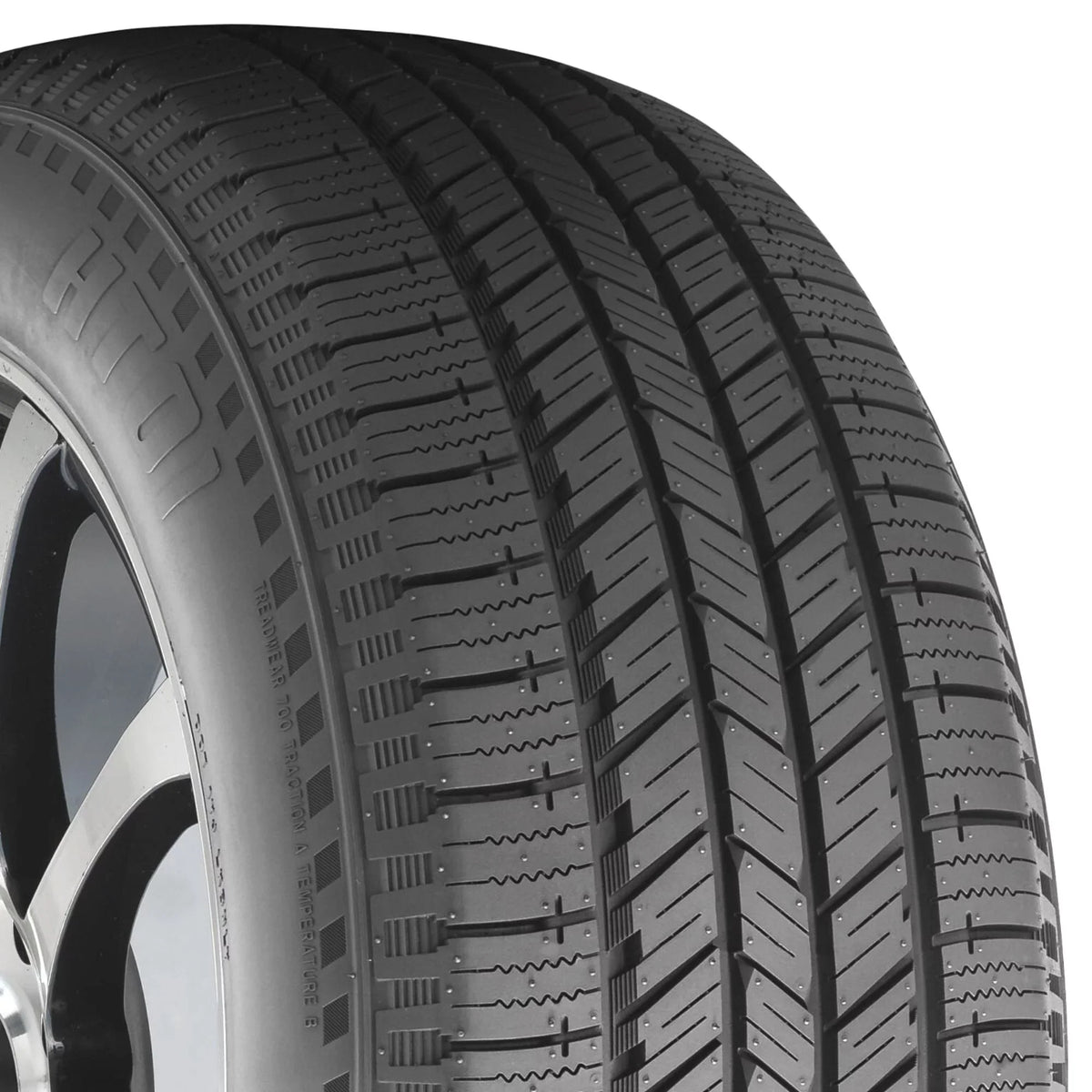 Season Light HT01 235/70R16 BlackHawk Tire Hiscend-H 106T All Truck