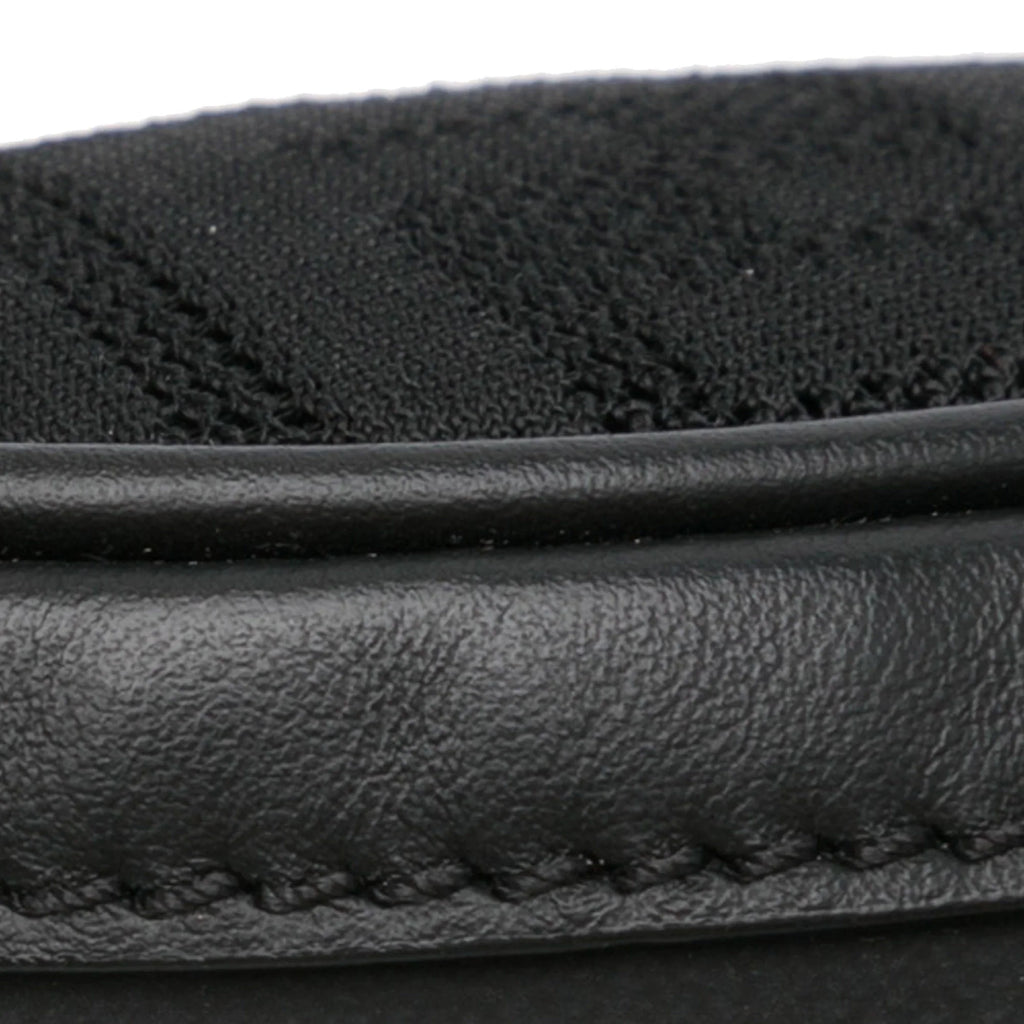 Black FF Belt Grace Pre-Owned Unisex Pocket Fabric Fendi Bag Authenticated Neoprene (Good) Vitello Knit Perforated