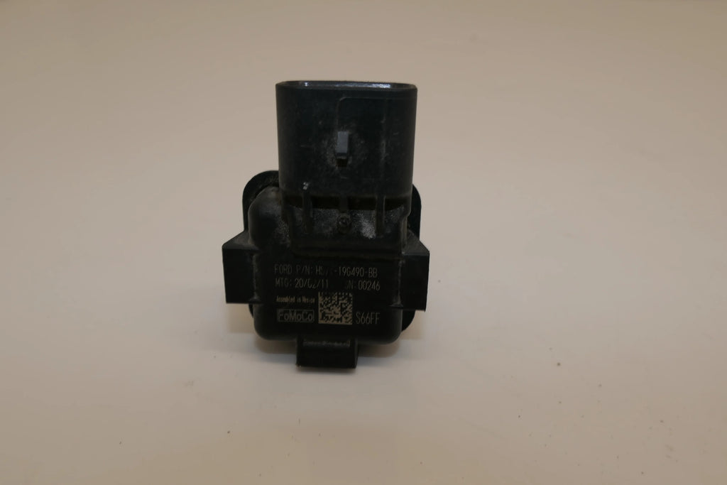 Up (Good) Pre-Owned Back 2018-2020 OEM View Fusion Rear Camera