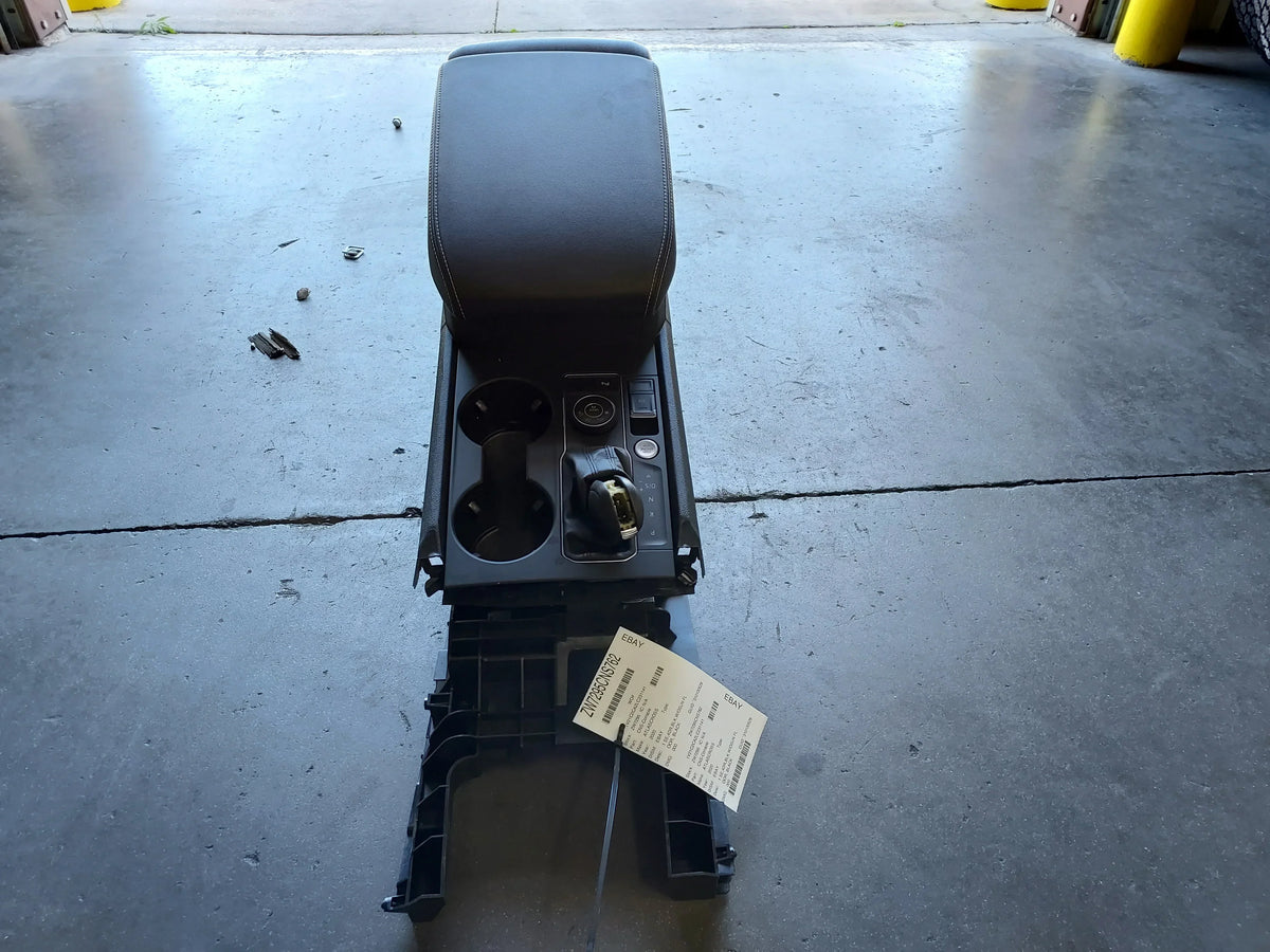 (Good) OEM 2020-2022 Center Cross Volkswagen Atlas Pre-Owned LKQ Floor Sport Console