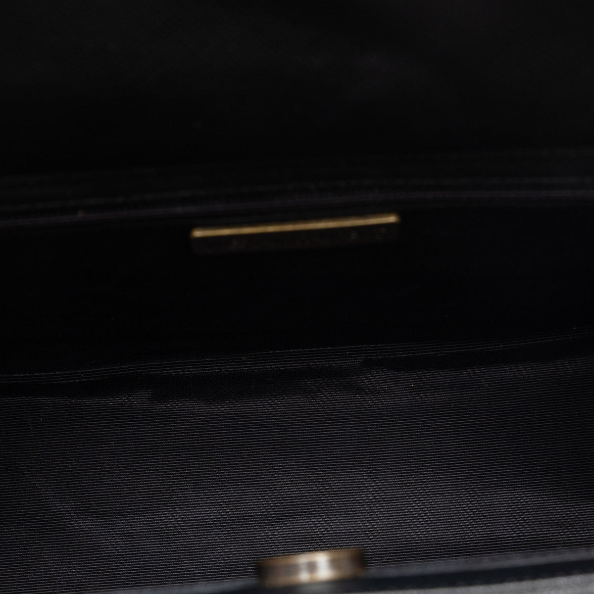 Calf Authenticated (Good) Saint Unisex Laurent HandleBag Top Pre-Owned Black Yves Leather Handbag