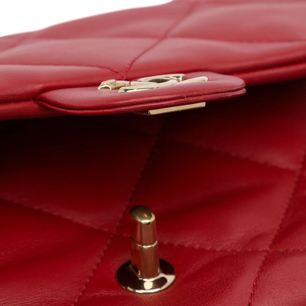 Lambskin Leather Authenticated (Good) Carry Unisex Red Small Easy Satchel Bag Pre-Owned Flap