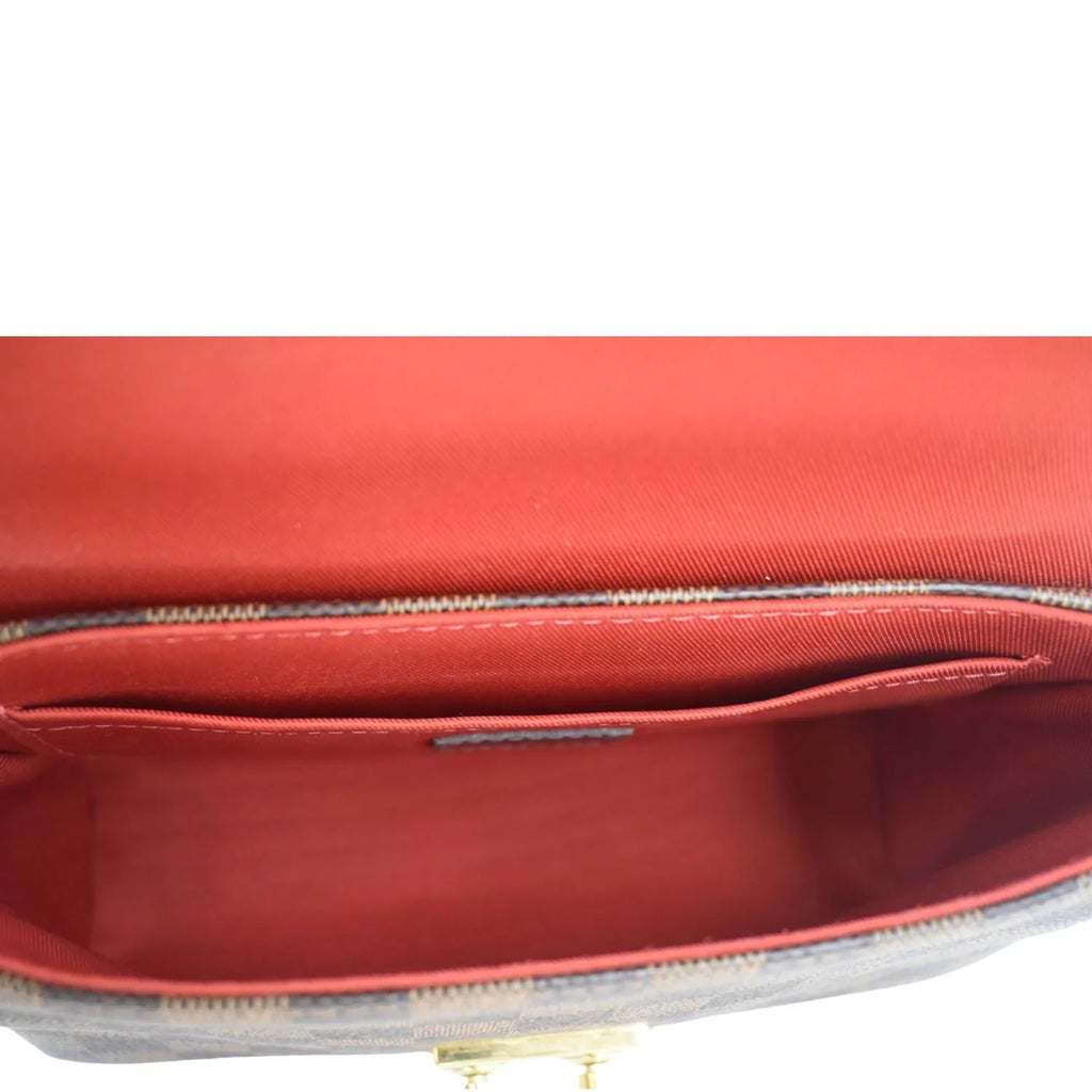 On Shoulder Easy Epi Pre-owned Pouch Strap Bag Cream Leather