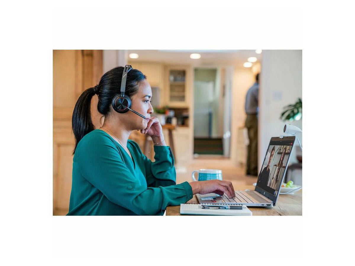Certification Ear-cup Teams Stereo - - - Focus Poly USB A Microsoft 20 MEMS Binaural Voyager Type Noise - On-ear - - - - 2 Headset Over-the-head, Cancelling, - - 20 Tech... Hz Bluetooth Wireless kHz -