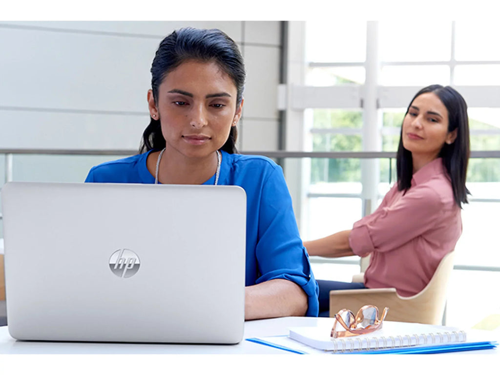 15.6" Card Notebook, SSD, 512GB NVMe HDMI, 10 RAM, Wi-Fi, 15 Upto Reader, Core HP Intel Display, i5-1135G7 HD Home 4.2GHz, Bluetooth, 8GB Windows
