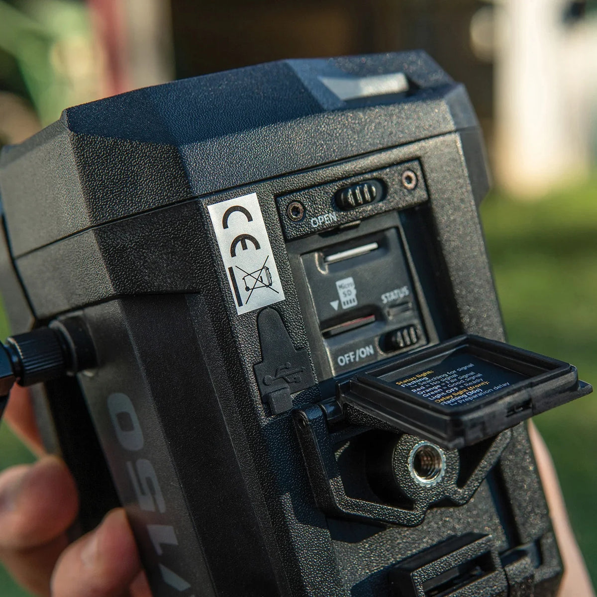 Wide Security LTE (US Cellular 1202 V150 exterior Solar-Powered Network) VOSKER Camera Nation