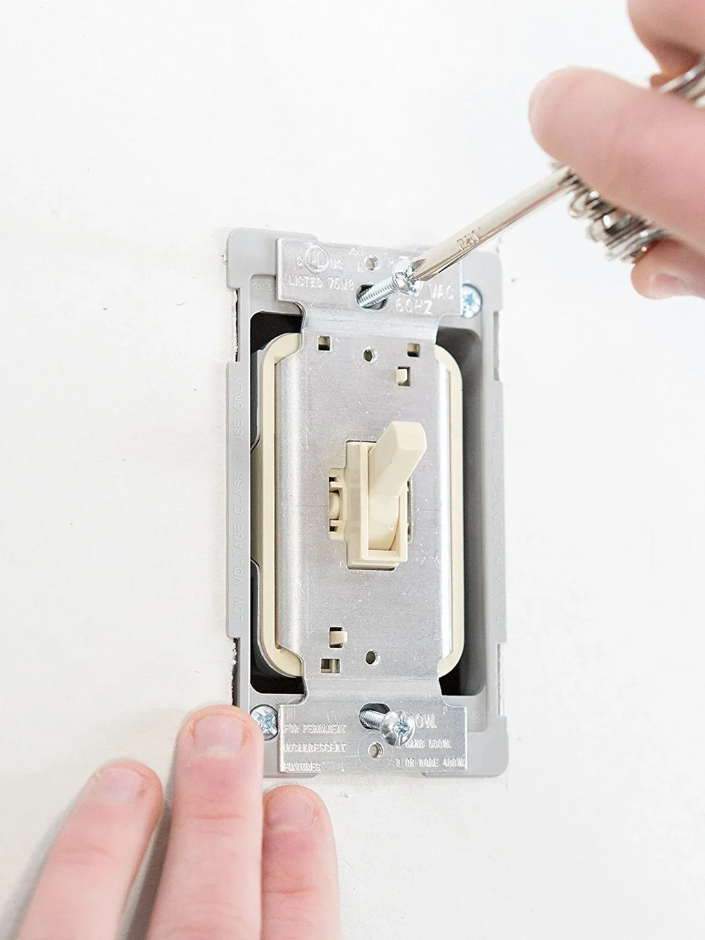 Seymour 3-Way Dimmer & T603IV Legrand Toggle 1 - Pass Switch 600-Watt Quantity Ivory