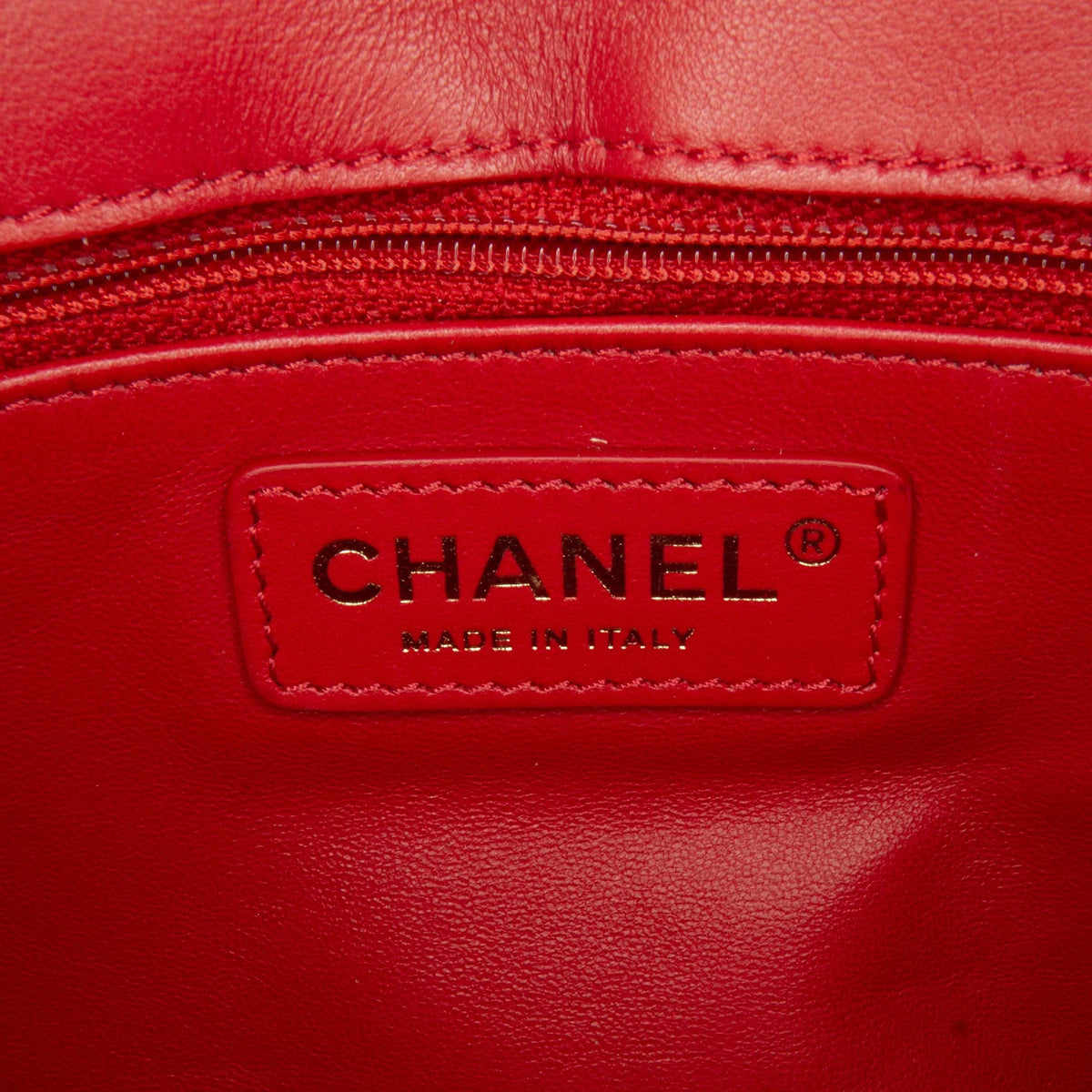Lambskin Leather Authenticated (Good) Carry Unisex Red Small Easy Satchel Bag Pre-Owned Flap