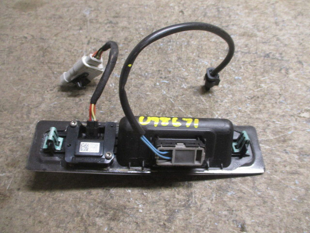 OEM Back Pre-Owned 19 Camera 20 Chevrolet (Good) View Rear Up 18 LKQ Equinox 21