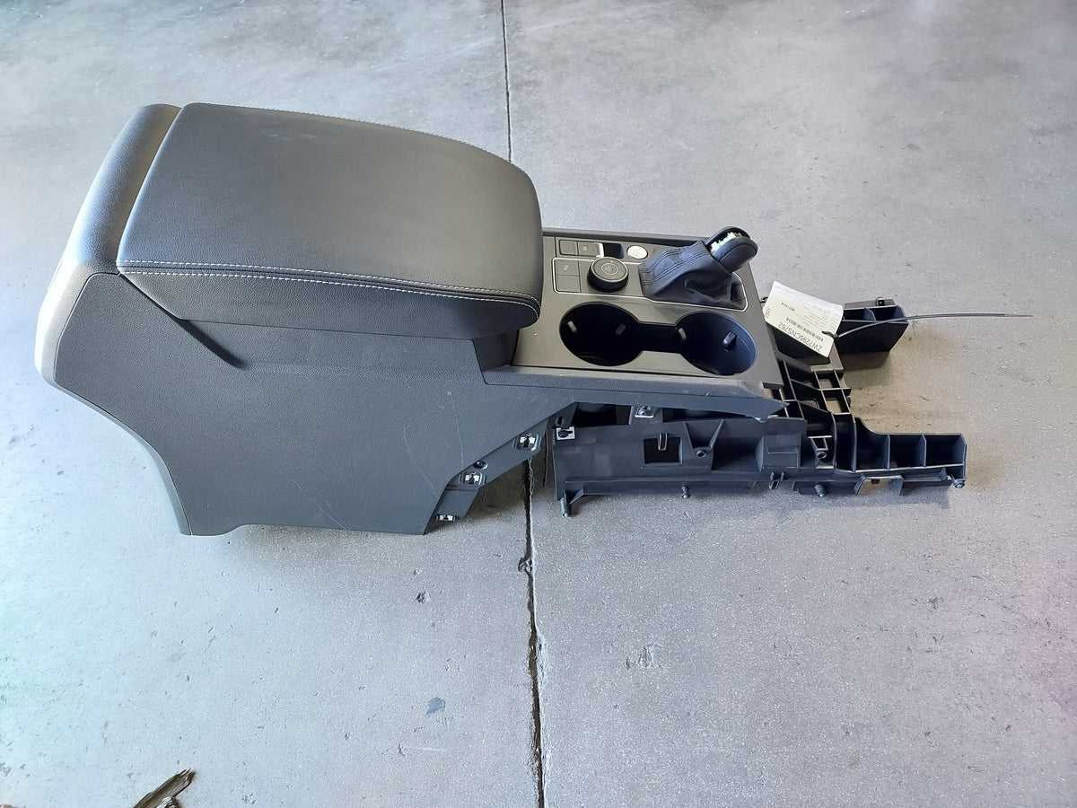(Good) OEM 2020-2022 Center Cross Volkswagen Atlas Pre-Owned LKQ Floor Sport Console