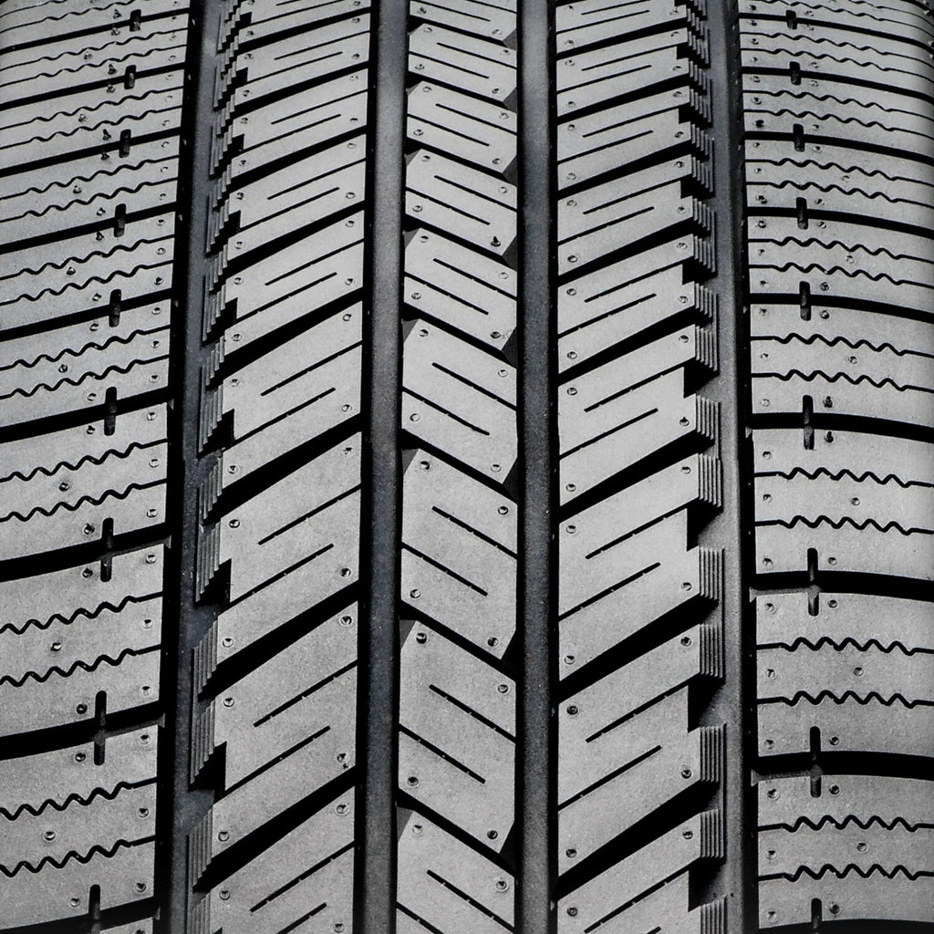 Season Light HT01 235/70R16 BlackHawk Tire Hiscend-H 106T All Truck
